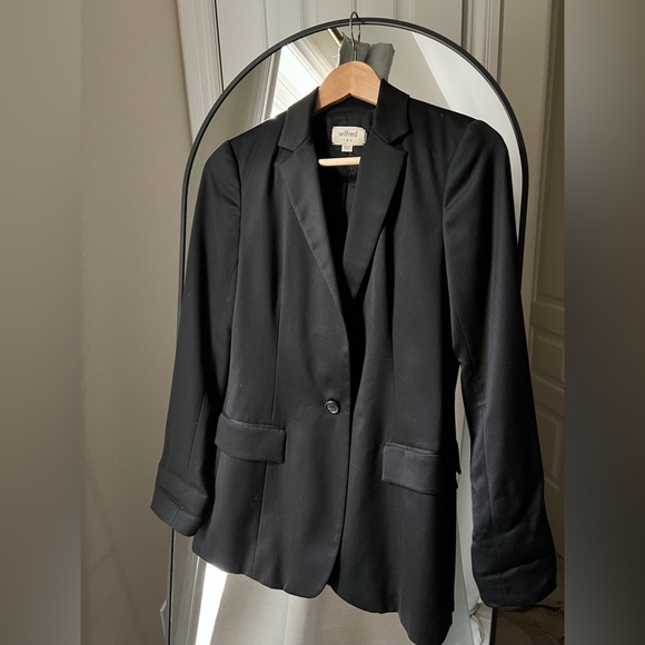 Aritzia Wilfred Black Blazer - Picture 1 of 6